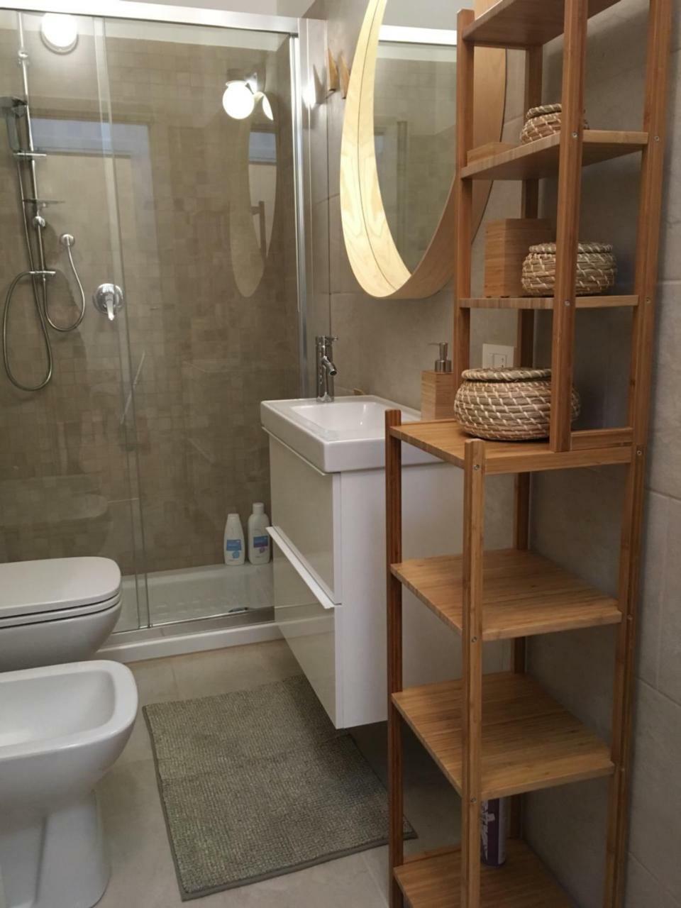 Farini Cozy Flat Apartment Милано Екстериор снимка