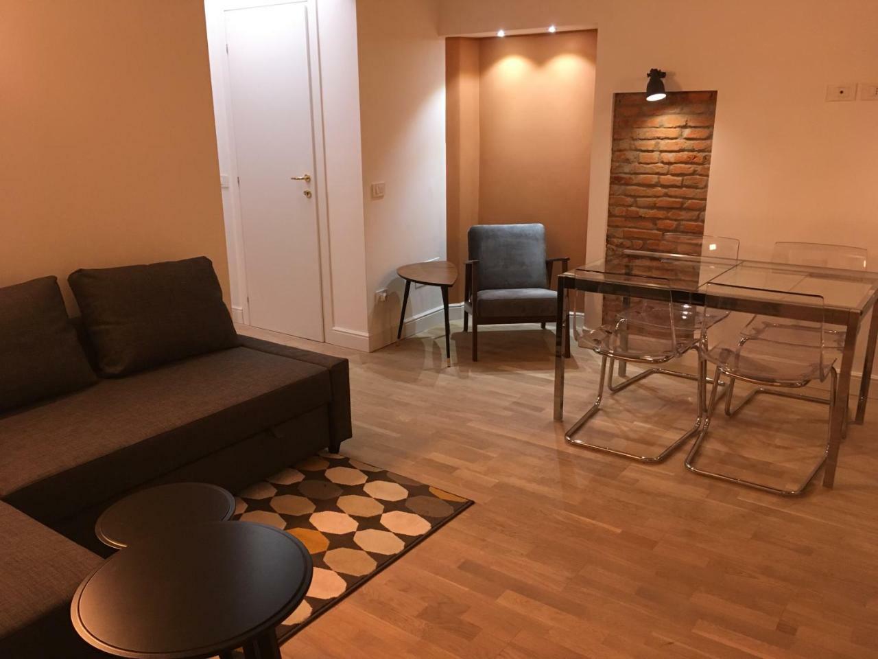 Farini Cozy Flat Apartment Милано Екстериор снимка